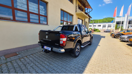 Bukórúd, bukórúd és vonóhorog felszerelése a Renault Alaska-ra
