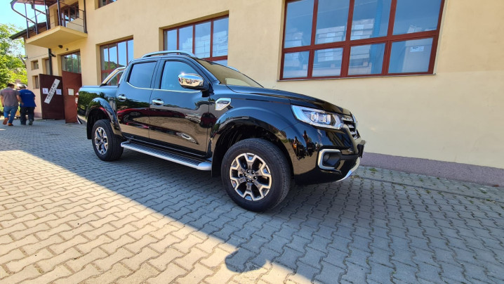 Montare rulou de bena, rollbar und carlig de remorcare pe Renault Alaskan