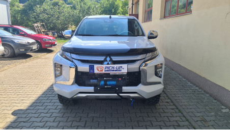 Kupak típusú platófedő zárás, csörlőháztető terelő-csörlőtartó Mitsubishi L200 felszerelése