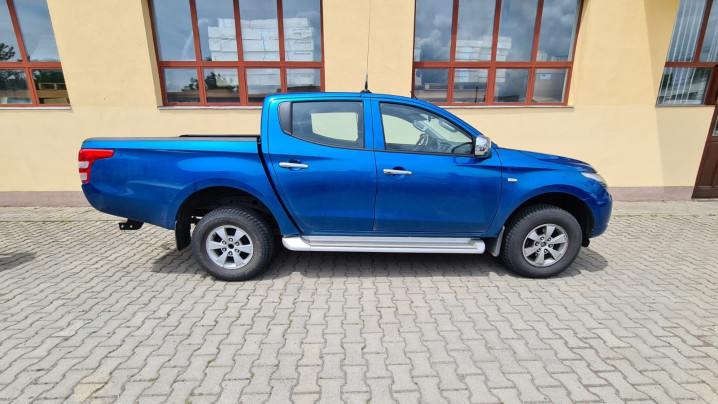 Montare capitonaj bena, protectie margine bena, scut, carlig de remorchare Mitsubishi L200