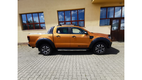 Montare aparatori aripi, troliu-suport troliu, deflector capota si geam pe Ford Ranger 2020