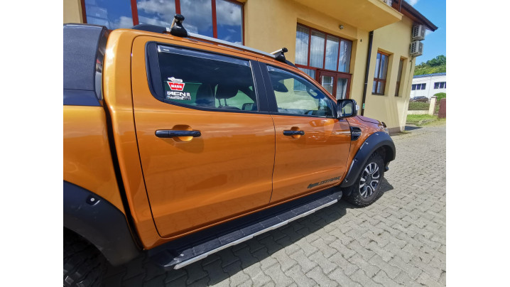Overfenders, winch, winch-plate, hood guard, window visors installed on Ranger 2020