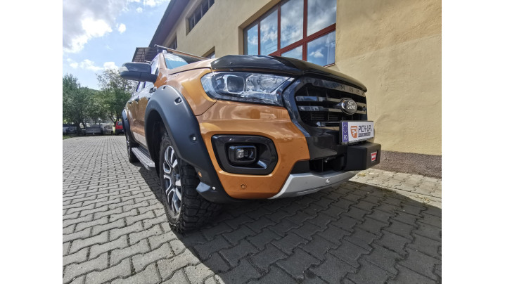 Sárvédők, csörlő-csörlőtartó, motorháztető és ablakterelő felszerelése a Ford Ranger 2020-ra