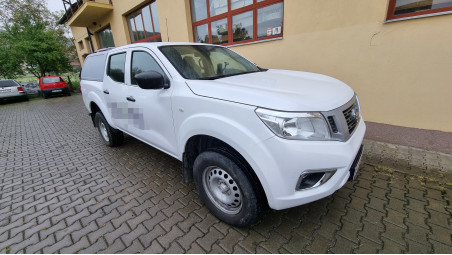 Canopy installed on Nissan Navara NP300 2020