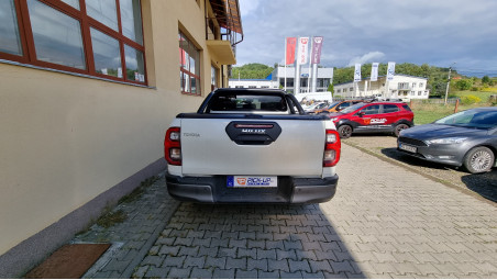 Montare Laderaumauskleidung, rulou bena, ladite utilitare pe Toyota Hilux 2020
