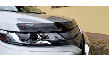 Bukócső, bukócső és motorháztető terelő felszerelése a Mitsubishi L200 2020-ra