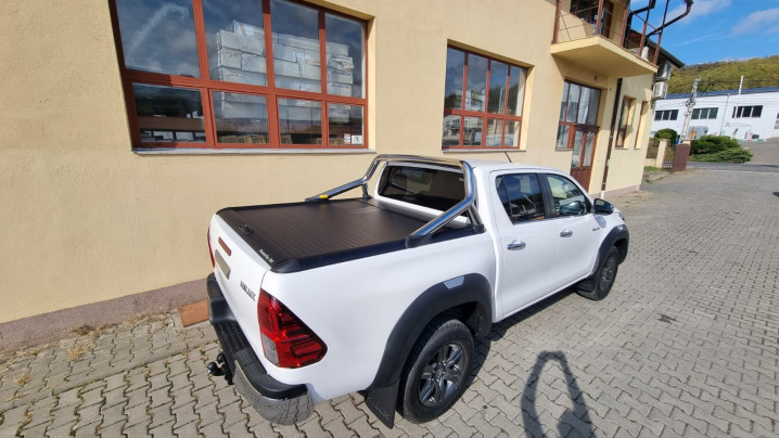 Montare rulou de bena und deflector capota pe Toyota Hilux 2019