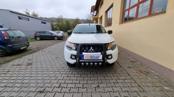 Montare hardtop und bullbar pe Mitsubishi L200 2017