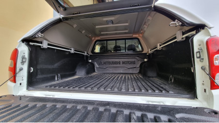 Montare hardtop und bullbar pe Mitsubishi L200 2017
