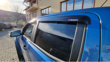 Montare deflector capota, deflector geam und carlig de remorcare pe Ford Ranger Raptor 2019