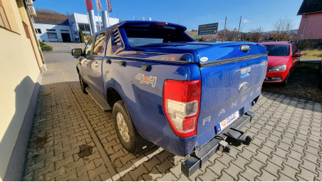 Tonneau cover installed on Ford Ranger 2018