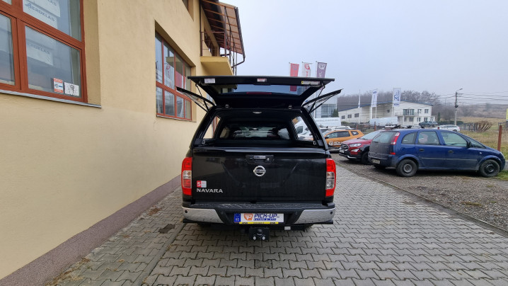 Montare hardtop si capitonaj bena pe Nissan Navara NP300