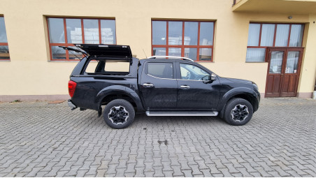 Montare hardtop und Laderaumauskleidung pe Nissan Navara NP300