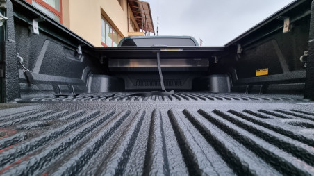 Montare rulou de bena, Laderaumauskleidung, bullbar, deflectoare, reflectoare pe Toyota Hilux 2017