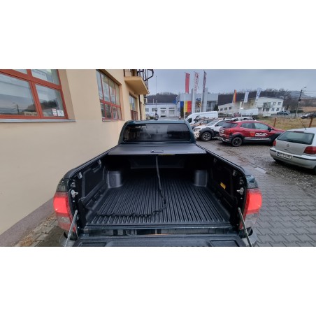 Toyota Hilux 08 decembrie 2021