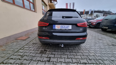 Towing hook instaled on Audi Q3