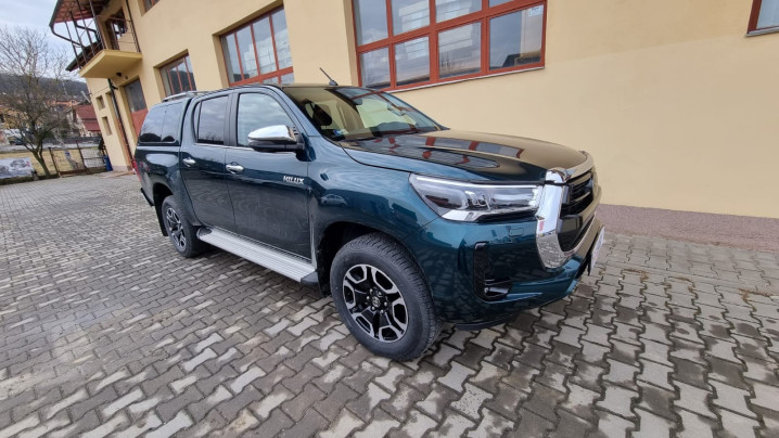 Montare hardtop und praguri Toyota Hilux 2021