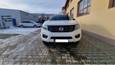 Keménytető, csúszó tálca, ablak terelő beszerelése Nissan Navara NP300 2020