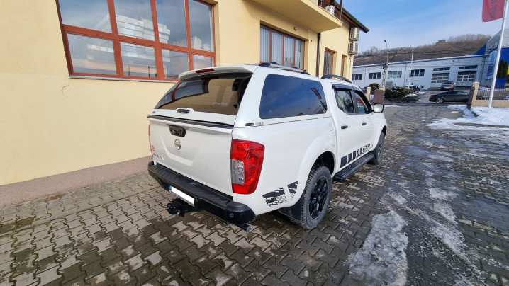 Montare hardtop, tava culisanta, deflector geam pe Nissan Navara NP300 2020