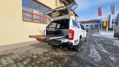 Montare hardtop, tava mitlisanta, deflector geam pe Nissan Navara NP300 2020