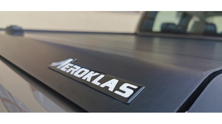 Roll cover installed on Ford Ranger 2019