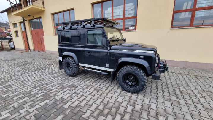 Montare Roof-Rack und Led Bar pe Landrover Defender
