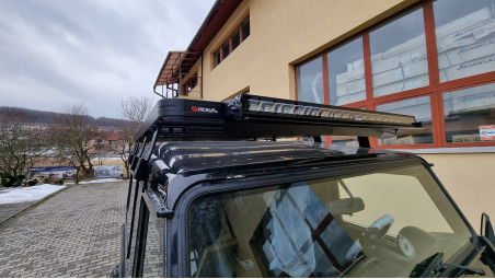 Roof-Rack, Led Bar installed on Landrover Defender
