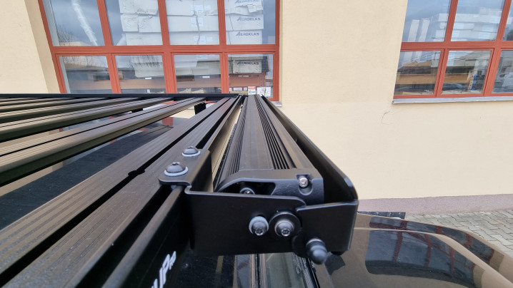 Roof-Rack, Led Bar installed on Landrover Defender