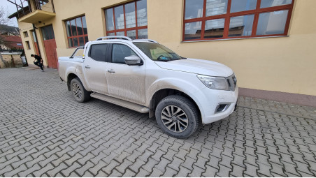 Montare inchidere de bena tip capac si capitonaj de bena pe Nissan Navara NP300 2019