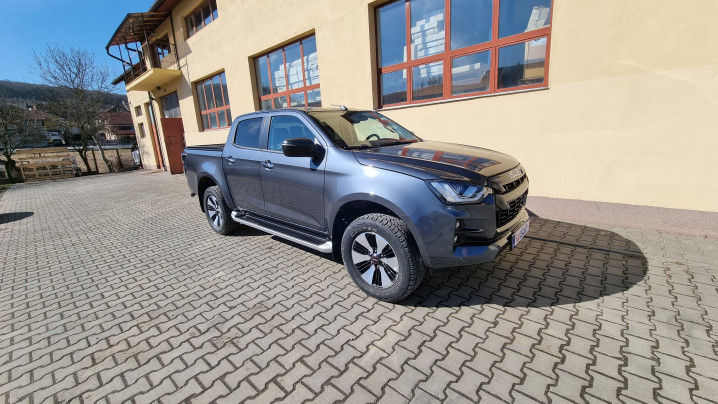 Montare rulou de bena, inchidere centralizata, aundstenta haion pe Isuzu D-Max 2019
