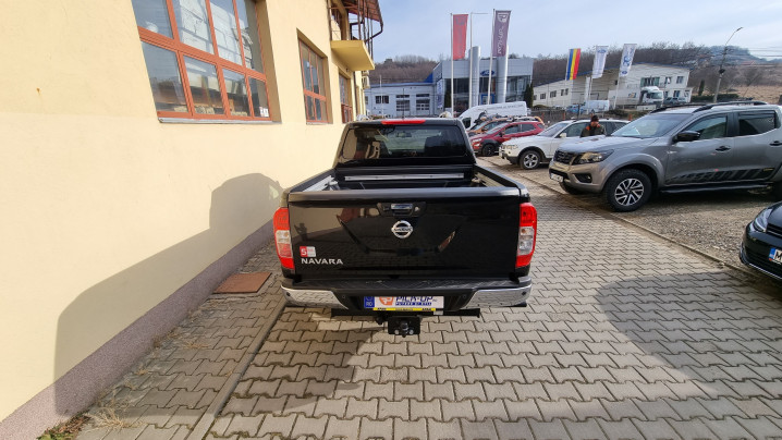 Montare Laderaumauskleidung, snorkel, deflector capota, smitturi pe Nissan Navara NP300 2020