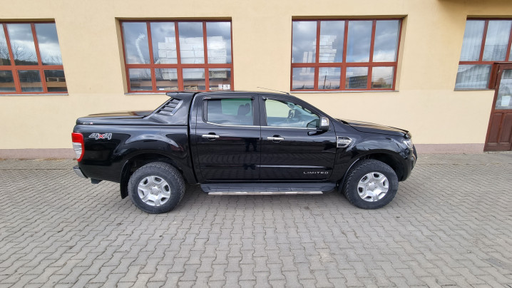 Fully equipped Ford Ranger 2016