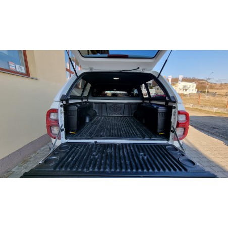 Toyota Hilux 05 Martie 2022