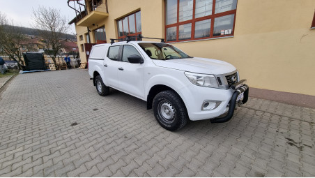 Montare Laderaumauskleidung, bullbar, smitturi, reflectoare pe Nissan Navara NP300