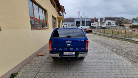 Keménytető és bullbar felszerelése a Ford Ranger 2017-re