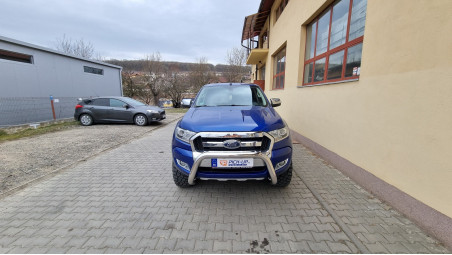 Keménytető és bullbar felszerelése a Ford Ranger 2017-re