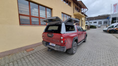 Montare hardtop und inchidere centralizata oblon pe Toyota Hilux 2019 2