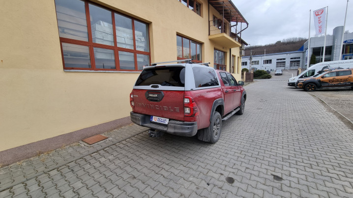 Montare hardtop und inchidere centralizata oblon pe Toyota Hilux 2019