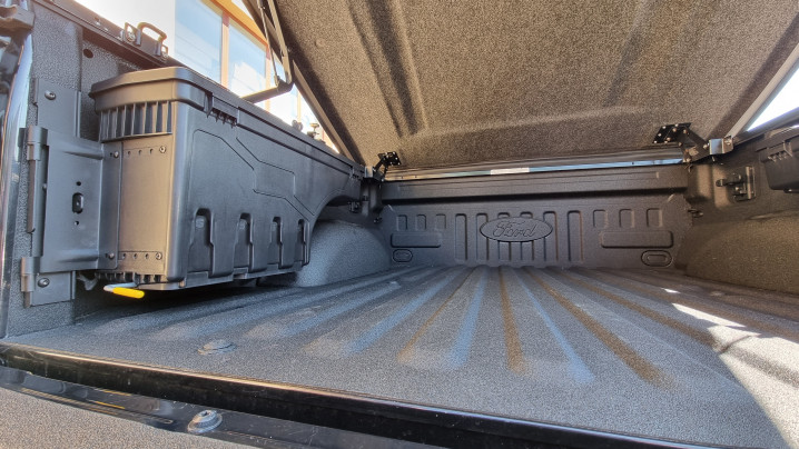 Montare capac bena si ladite utilitare pentru Ford F150