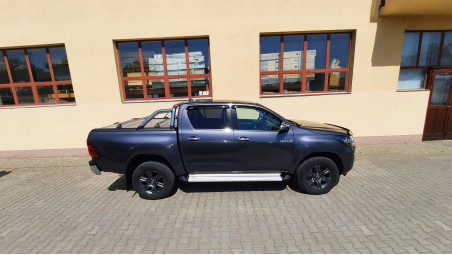 Montare rulou de bena, rollbar, deflectoare geam pe Toyota Hilux 2020