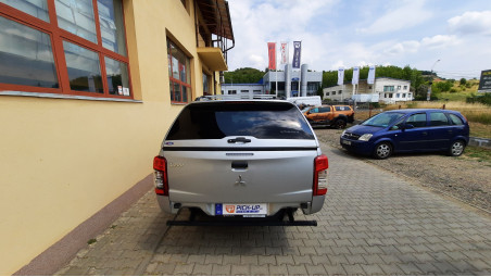 Montare hardtop pe Mitsubishi L200 2020