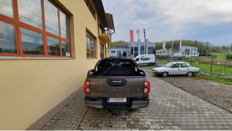 Bukócsőrögzítés, csörlő-csörlő támaszték, sárvédő élvédelem a Toyota Hilux 2021-en