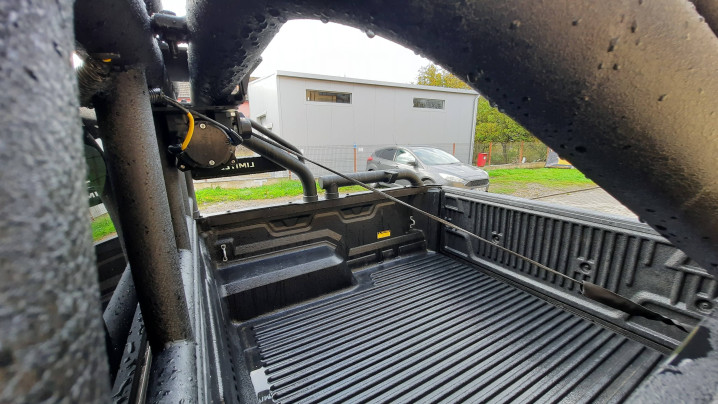 Montare rollbar, suport troliu-troliu, protectie margine bena pe Toyota Hilux 2021