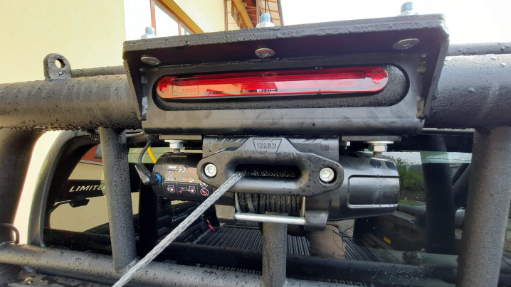 Montare rollbar, suport troliu-troliu, protectie margine bena pe Toyota Hilux 2021