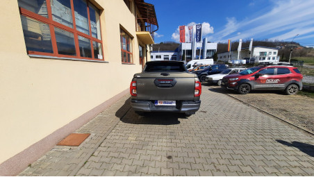 Montare inchidere de bena tip capac pe Toyota Hilux 2023