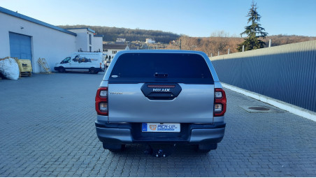 Keménytető / Felépítmény beszerelés a Toyota Hilux 2019-re