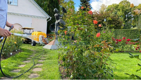 IRRIGATION WATER TANK SYSTEM WITH TRAILER