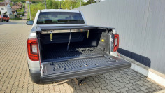 Montare capitonaj bena, rulou bena, prag lateral si carlig remorcare pe VW Amaork 2023