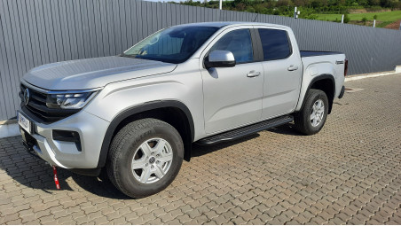 Montare capitonaj bena, rulou bena, prag lateral si carlig remorcare pe VW Amaork 2023