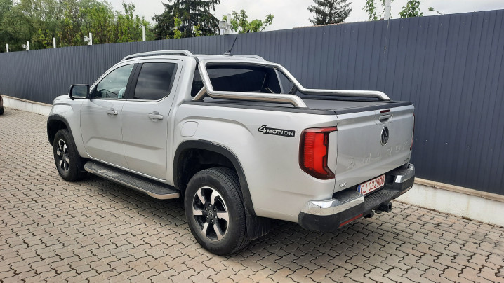 Roll Cover installed on Volkswagen Amarok 2023